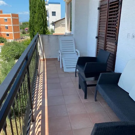 Renome Appartement Sveti Filip i Jakov